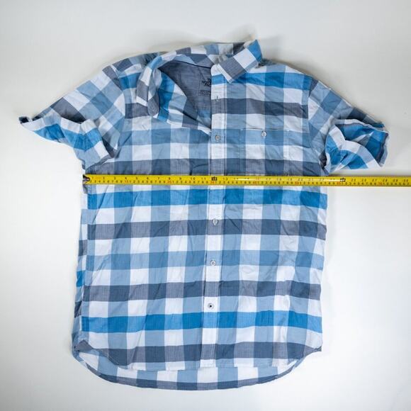 The North Face Blue and White Plaid Button Up in Size XL - Picture 6 of 9